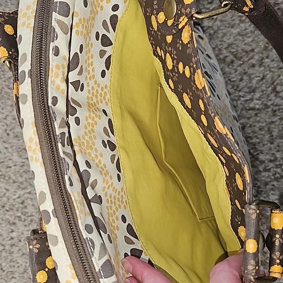 Petunia Pickle Bottom Convertible Backpack Bag - Picture 4 of 8